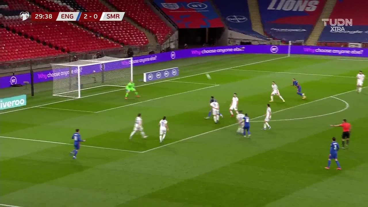 ¡Ya es goleada! Raheem Sterling pone el 3-0 de Inglaterra