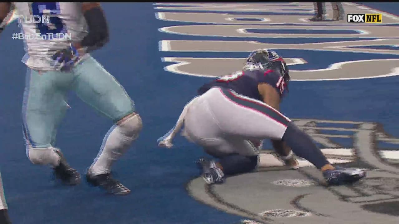 ¡Campanada en Dallas! Rodgers atrapa el ovoide entre dos y Houston ya gana