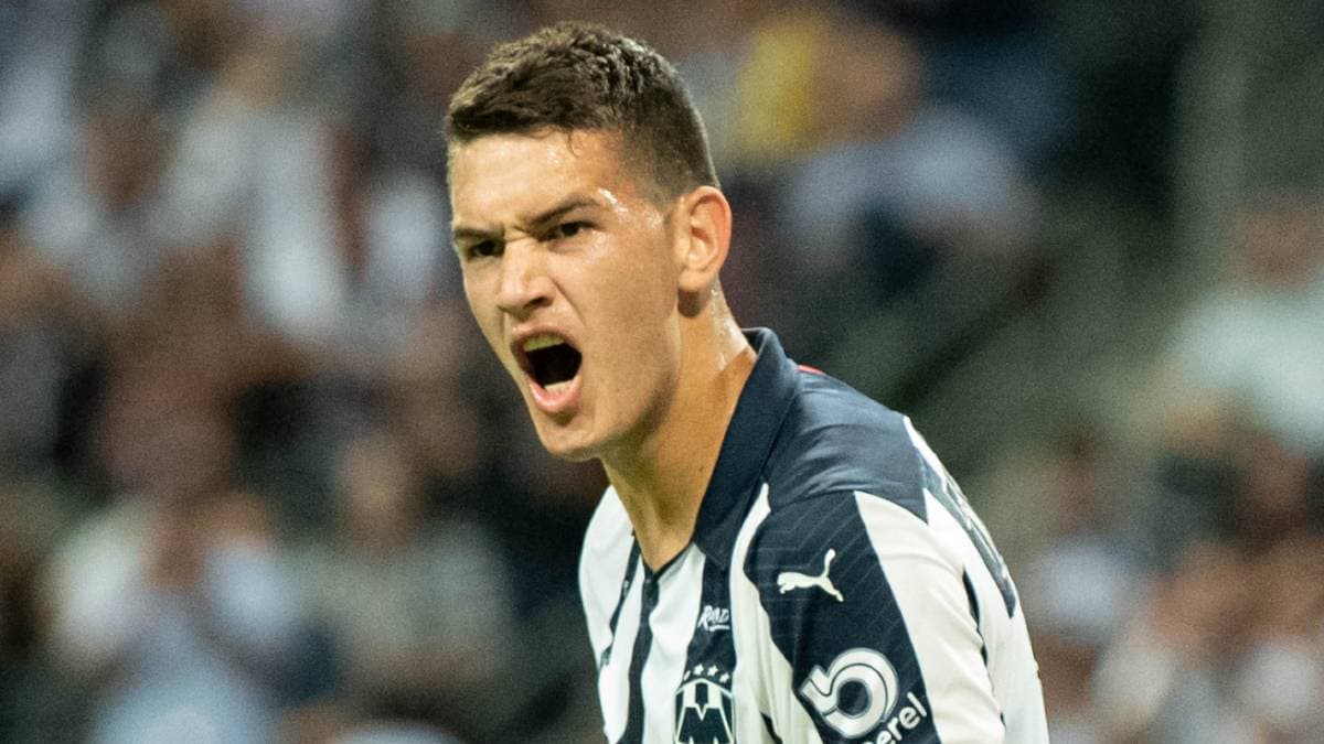 Valencia ya planea el fichaje de César Montes