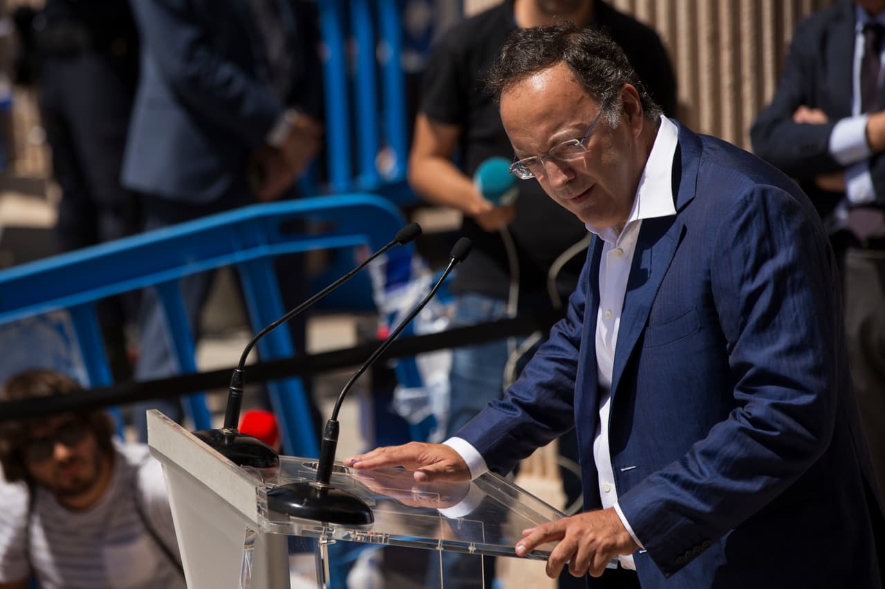 "Yo creo en la justicia y espero que, también en este caso, haya una decisión justa. Y con el fin de evitar presiones innecesarias o de contribuir a un juicio paralelo, he decidido que no volveré a hacer más declaraciones sobre este asunto hasta que no se produzca dicha decisión".