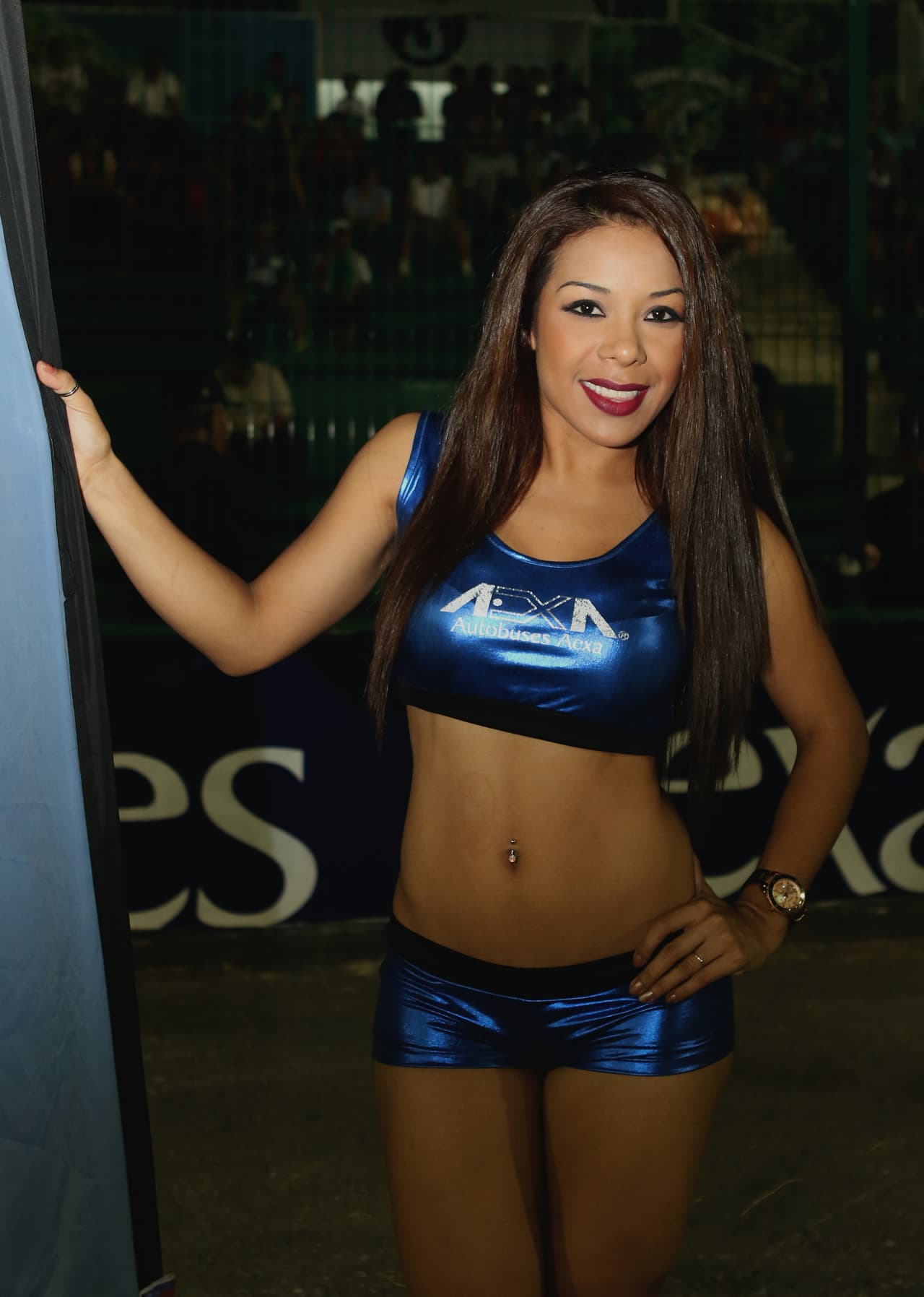 La belleza de las porristas en la fecha 15