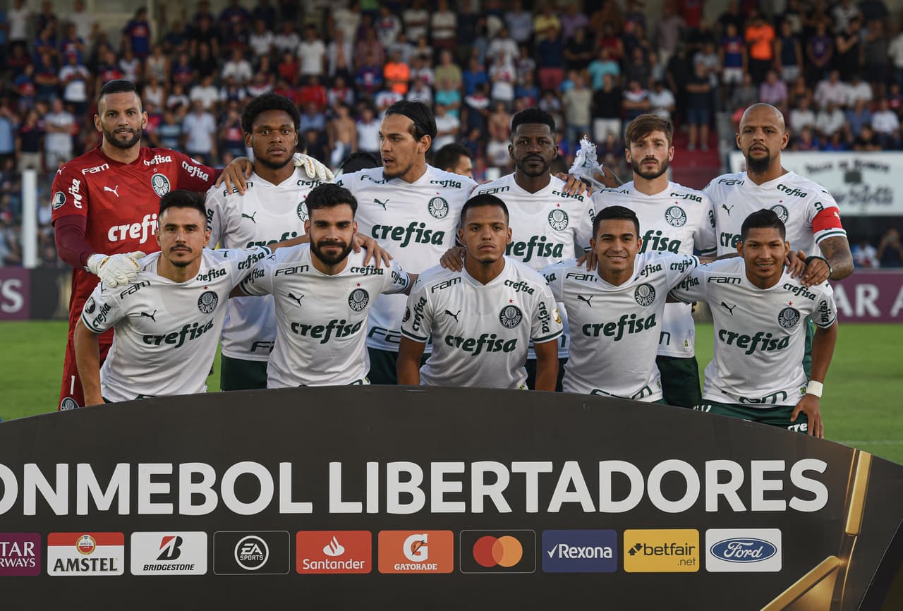 <b>8.- PALMEIRAS | Total: 11,073,000 millones de seguidores</b>
<br>Facebook: 4,343,000 millones de seguidores
<br>Instagram: 2,300,000 millones de seguidores
<br>Twitter: 3,100,000 millones de seguidores
<br>YouTube: 1,330,000 millones de seguidores