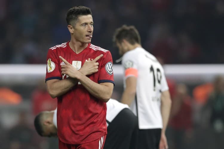 Lewandowski y la dura misión de superar a Gerd Müller