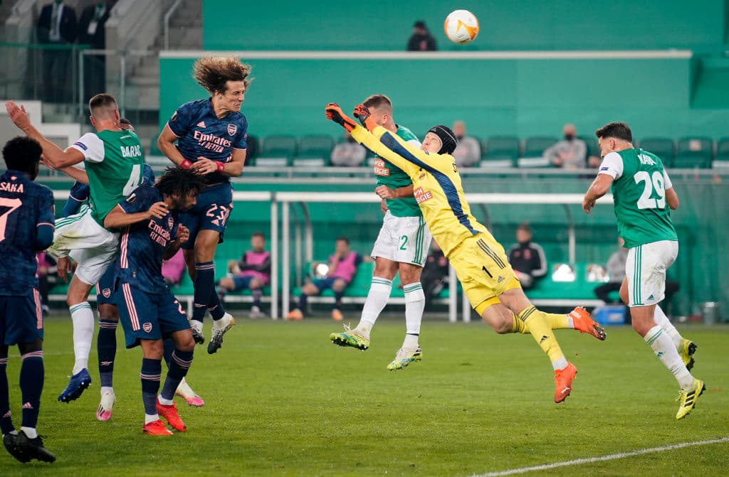 Rapid Viena 1-2 Arsenal | Fountas (51’) adelantaba a los locales, pero con goles de David Luiz (70’) y Aubemayang (74’), el cuadro inglés salió con la victoria. Rapid Viena se medirá al Molde FK y Arsenal al Dundalk en la segunda jornada de la justa.