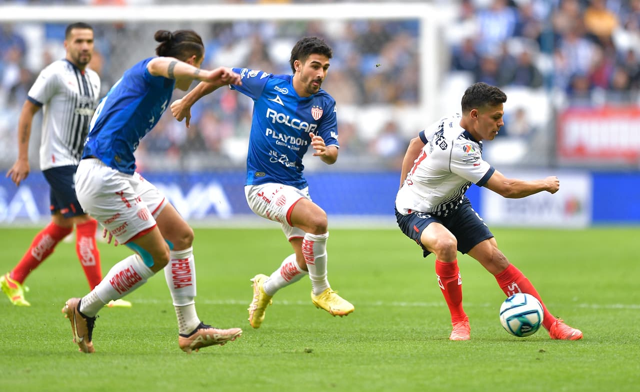 Monterrey hiló su séptima victoria del Clausura 2023 después de vencer por resultado de 2-1 a los Rayos del Necaxa con goles de Funes Mori y Berterame; Méndez anotó para la visita. Rayados es más líder que nunca en la Liga MX.