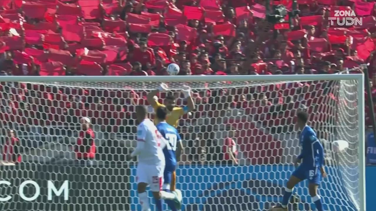 ¡Avisan primero! Reda Jaadi prueba fusil desde fuera del área