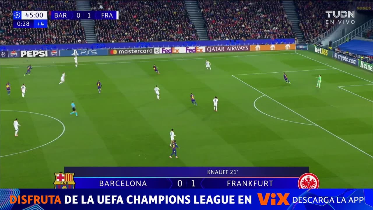 Skhiri la intenta y por poco marca el segundo del Einthacht