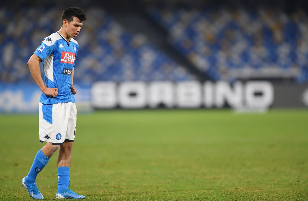 ¡Fuera! Dan por un hecho salida de 'Chucky' Lozano del Napoli