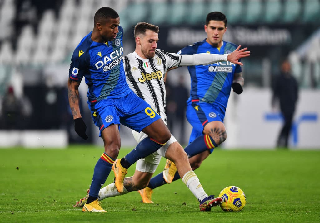 Juventus, sin piedad, goleó al Udinese 4-1. Con doblete de Cristiano Ronaldo y goles de Paulo Dybala y Chiesa, los de la Vecchia Signora suman puntos durante la Jornada 15 de la Serie A.