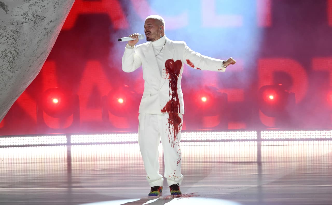 Mejor álbum de música urbana | ‘Colores’ de J Balvin.