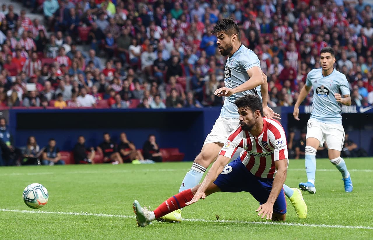 Araujo alineó en 30 ocasiones y en dos ingresó de cambio en la temporada 2018-19; ha jugado en todos los encuentros de la presente temporada.