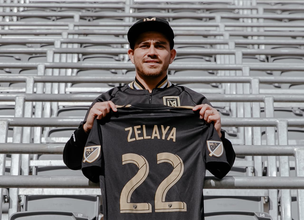 Goles, pupusas y talento centroamericano para el equipo de Carlos Vela en la MLS