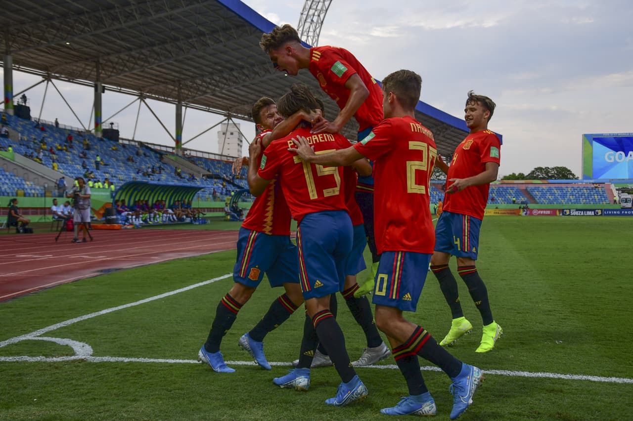 España 1-6 Francia. Valera abrió el marcador por La Roja; Kouassi ,Mbuku , Lihadji, Pembele, Rutter y Aouchiche anotaron para los galos.