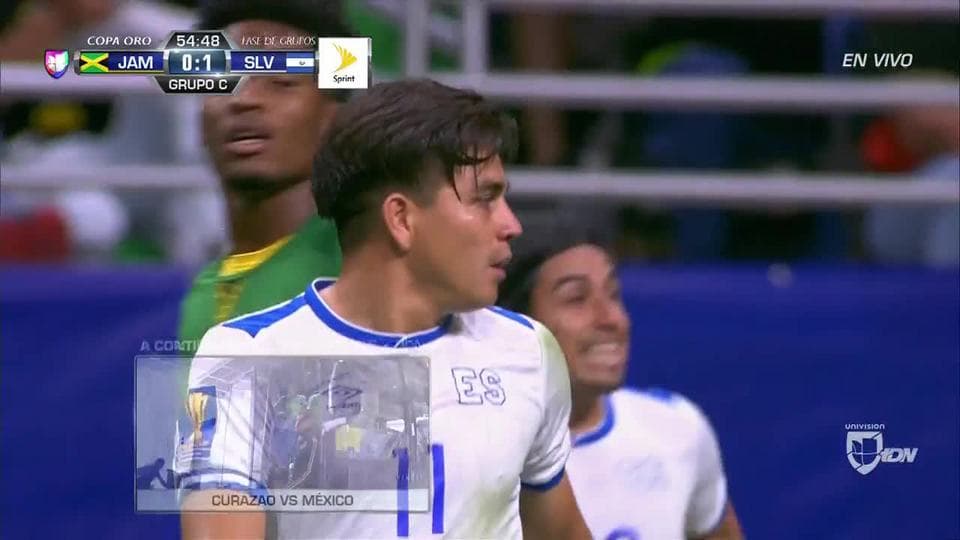 Disparo afuera de Rodolfo Zelaya