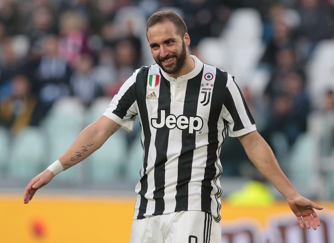 Al minuto 37 del segundo tiempo, Medhi Benatia puso el 2-0 de Juventus contra Atalanta, resultado con el que se definió la consolidación del equipo turinés en el liderato de Italia.