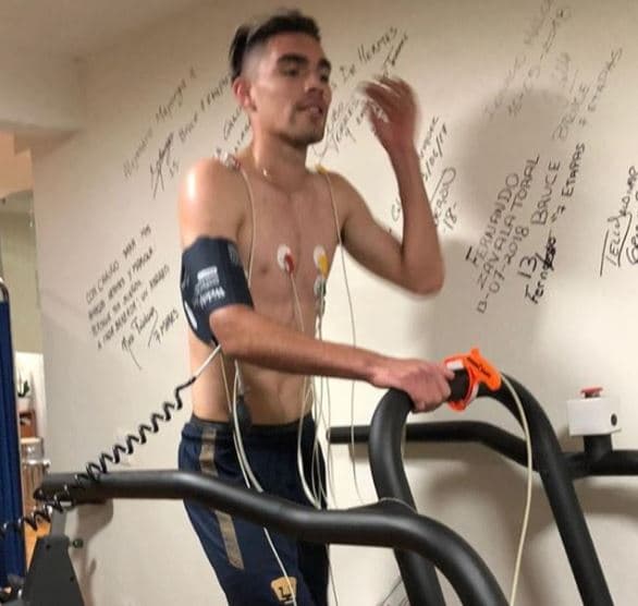 Johan Vásquez, a nada de ser oficialmente jugador de Pumas