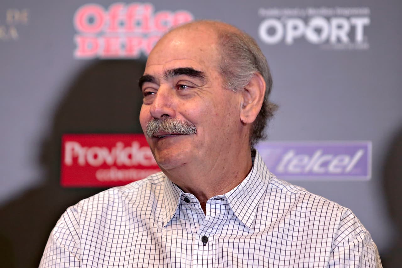 La presencia de Roberto Rivelino, uno de los campeones del mítico Brasil en México 1970 fue uno de los Elegidos del Fútbol Internacional.