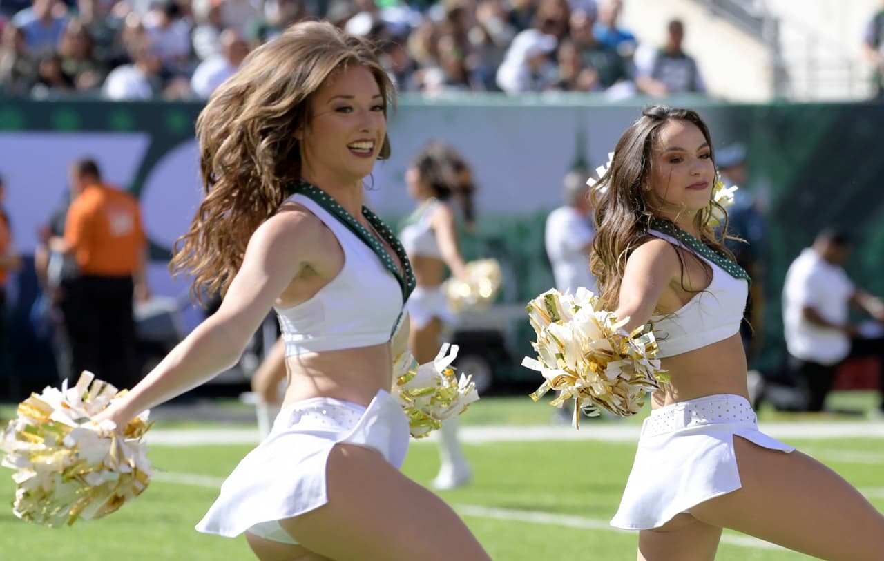 Las animadoras de los Vaqueros son las consentidas de la afición, pero las de Broncos, Patriots y Dolphins no se quedan atrás, ¿tú qué opinas?