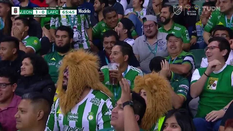 Tiro desviado de Stiven Barreiro