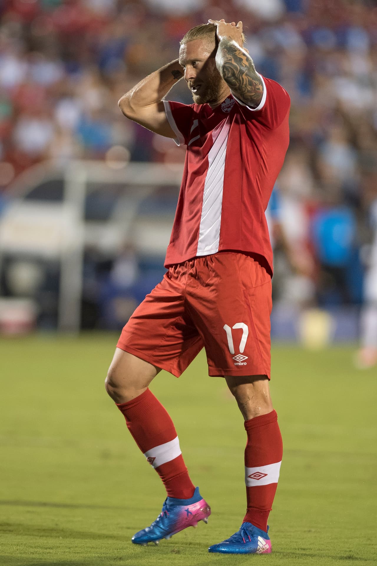 Canadá clasifica a cuartos de final como segundo lugar del Grupo A, sumando 5 puntos.