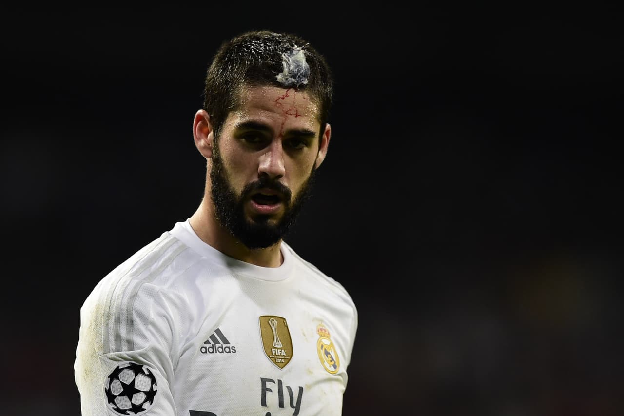La 'Juve' también pretende tentar a Isco Alarcón del Real Madrid quien era prácticamente borrado del esquema por Rafa Benítez pero ante la salida del técnico ibérico y con la llegada de Zidane, luce complicado que los merengues de desprendan de esta perla española. El Manchester City y Arsenal son otros de los clubes interesados en robarse al habilidoso volante que quiere Juventus.