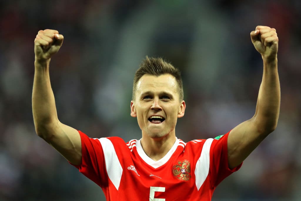 Y al final, San Petersburgo se tiñó de rojo, no solo por el triunfo 3-1 sobre Egipto sino porque Rusia se clasifica a la segunda fase del Mundial por primera vez como nación, establecida desde 1993.