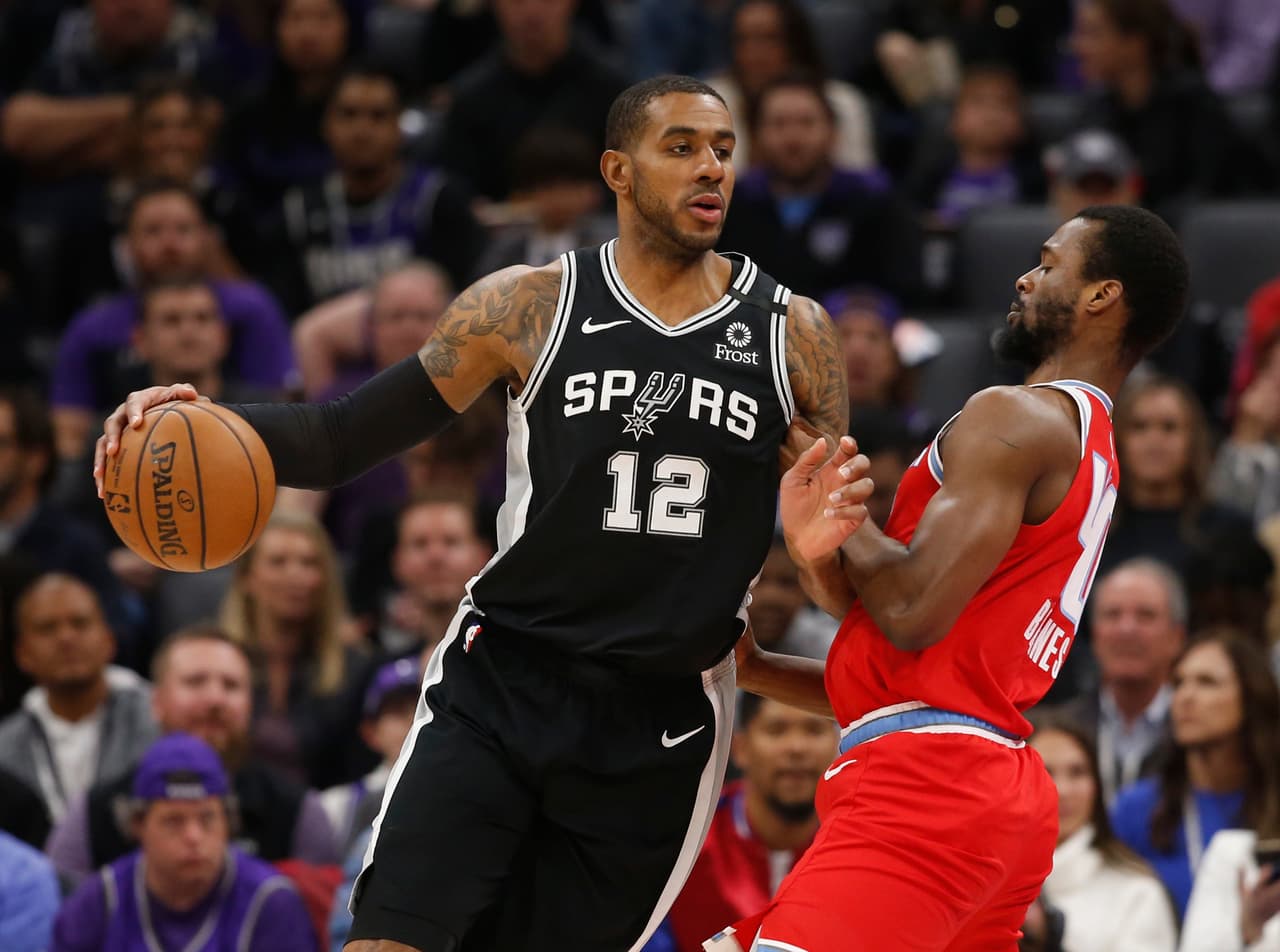 San Antonio Spurs 
<b>104-122</b> Sacramento Kings