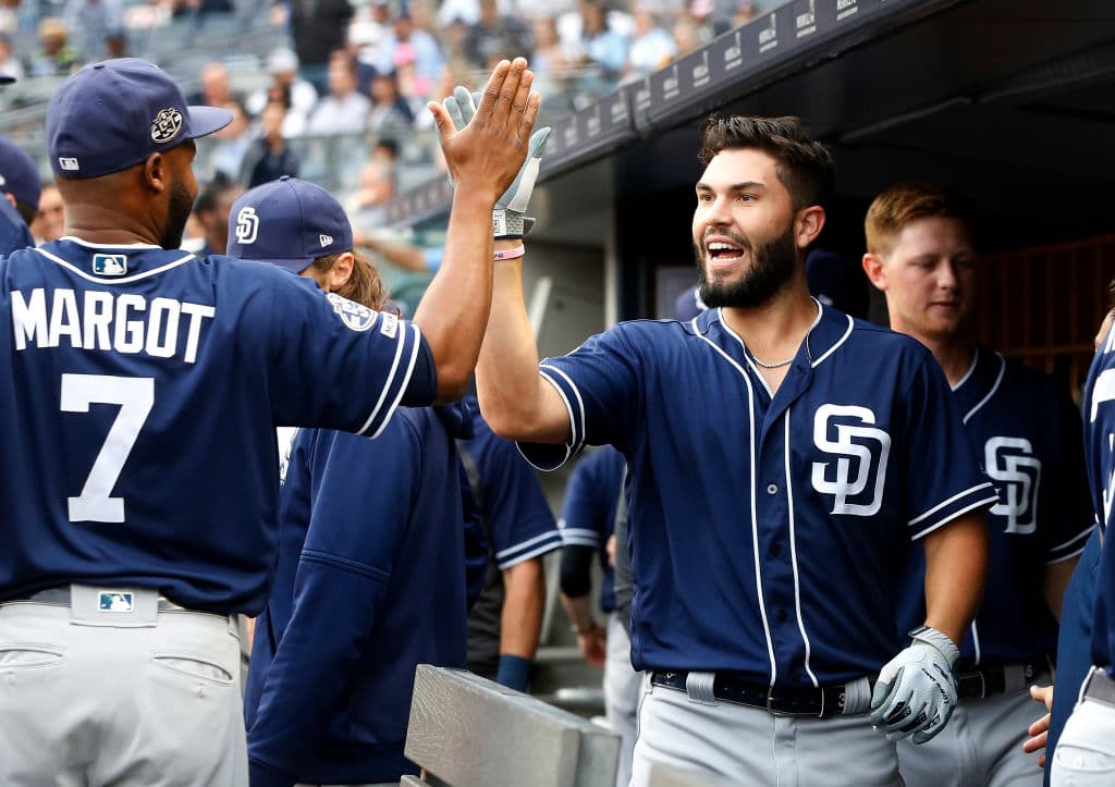 Ese fue el noveno cuadrangular en la temporada para Hosmer, quien también llegó a 33 carreras remolcadas en la presente temporada.
