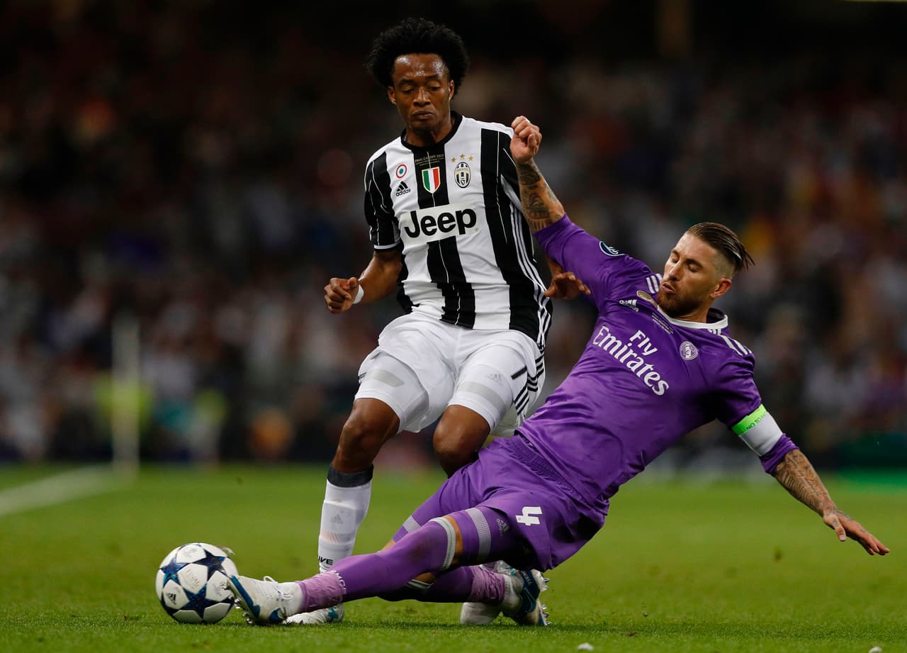 Juan Guillermo Cuadrado y Marchisio no fueron suficiente revulsivo frente a unos españoles que de media cancha para atrás no tuvieron problemas en el complemento.