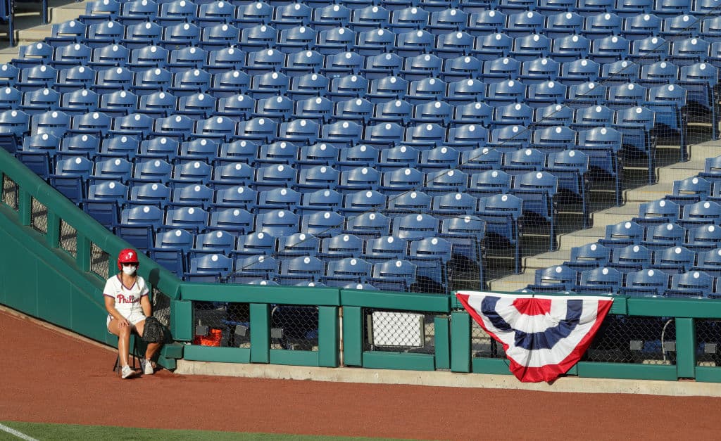 Phillies suspenden actividades tras dos positivos a COVID-19