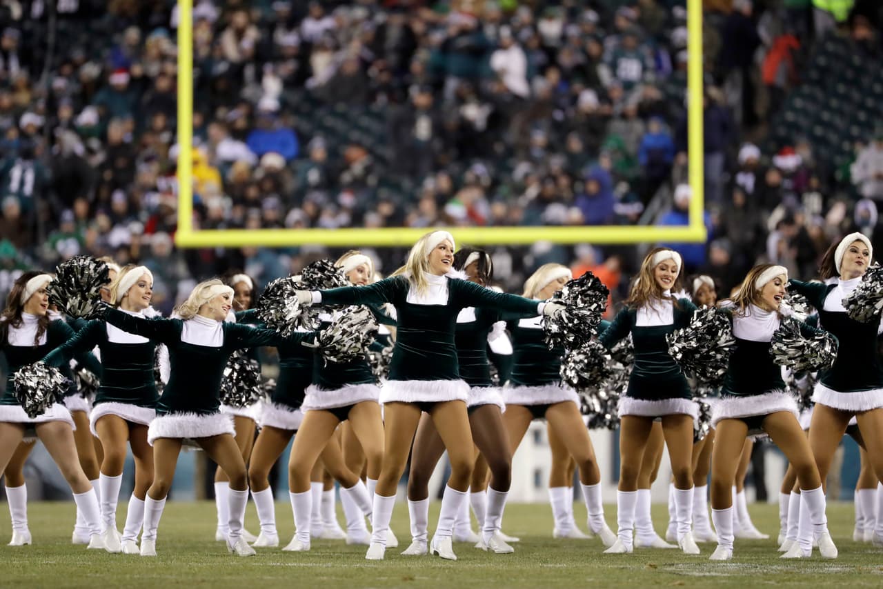 Las animadoras de Philadelphia Eagles le han dado vuelo a su belleza, sensualidad, energía y vitalidad como muestras de su fidelidad a un equipo que sueña con dar la sorpresa en el Super Bowl LII.