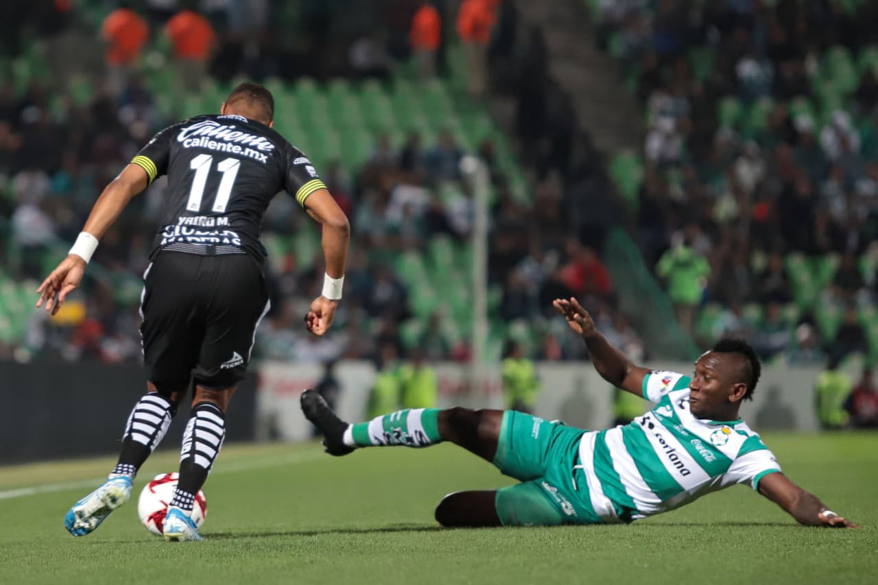 ¡Partidazo en la Comarca Lagunera! Santos vence al León 3-2 con autoridad y dos goles de penal.