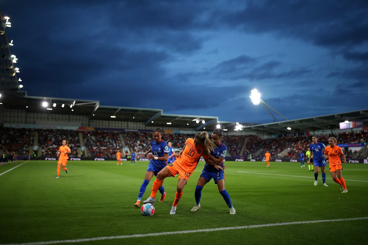 Al final Holanda vendió cara la derrota y fue una digna rival en los cuartos de final para Francia.
