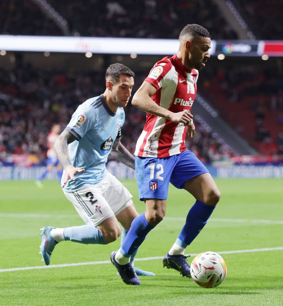 Renan Lodi se pone la casaca de goleador y le da la victoria al atlético de Madrid 2-0 sobre el Celta de Vigo.