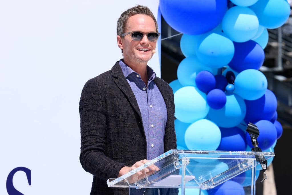 Neil Patrick Harris - Sweeney Todd, Cabaret y Assassins.
<br>