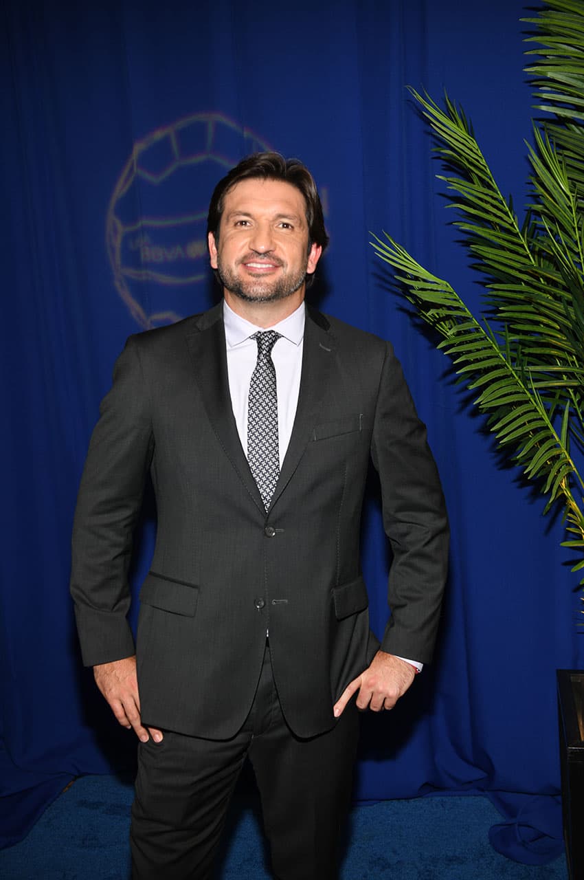 Los invitados especiales brillaron con luz propia en la alfombra azul del Balón de Oro 2019 de la Liga MX celebrado este sábado en Los Ángeles.