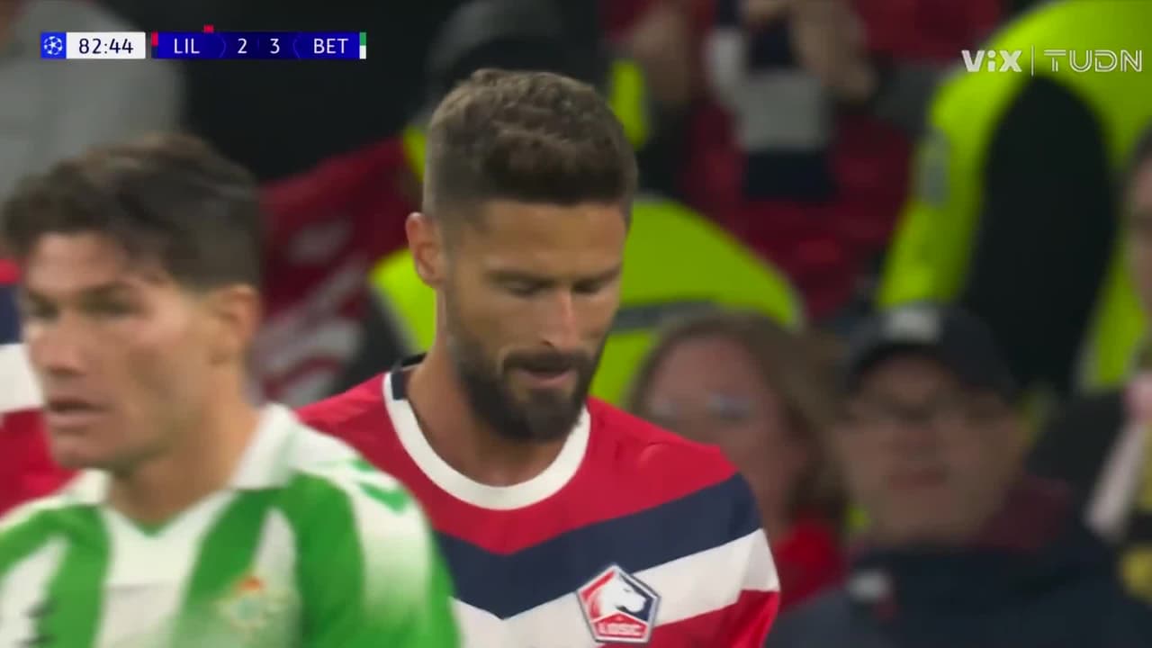 ¡Giroud casi le hace un golazo al Betis en su regreso a Champions!