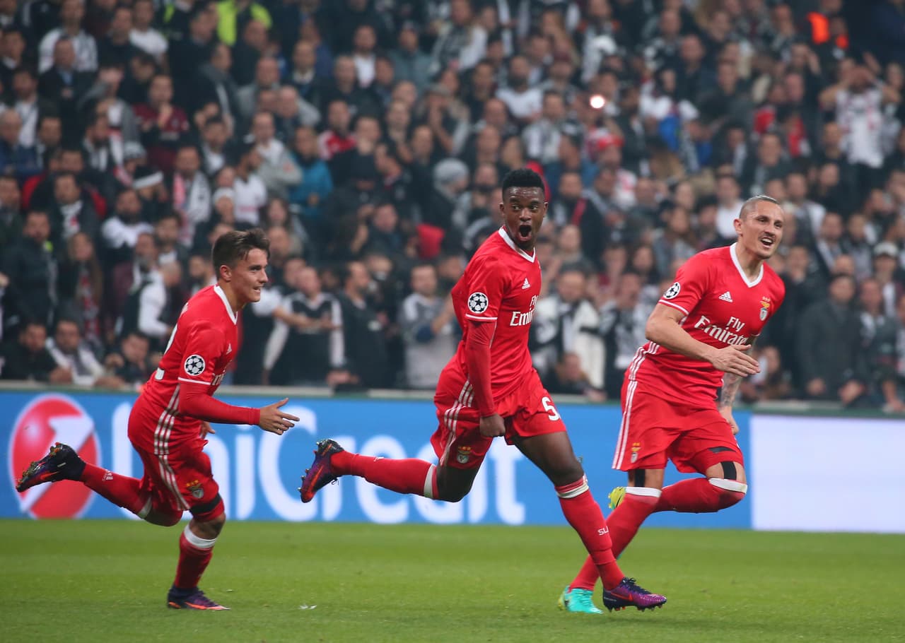 En su recorrido como profesional lleva 12 goles en clubes, además de la experiencia en la Champions League que ha tenido con Benfica.