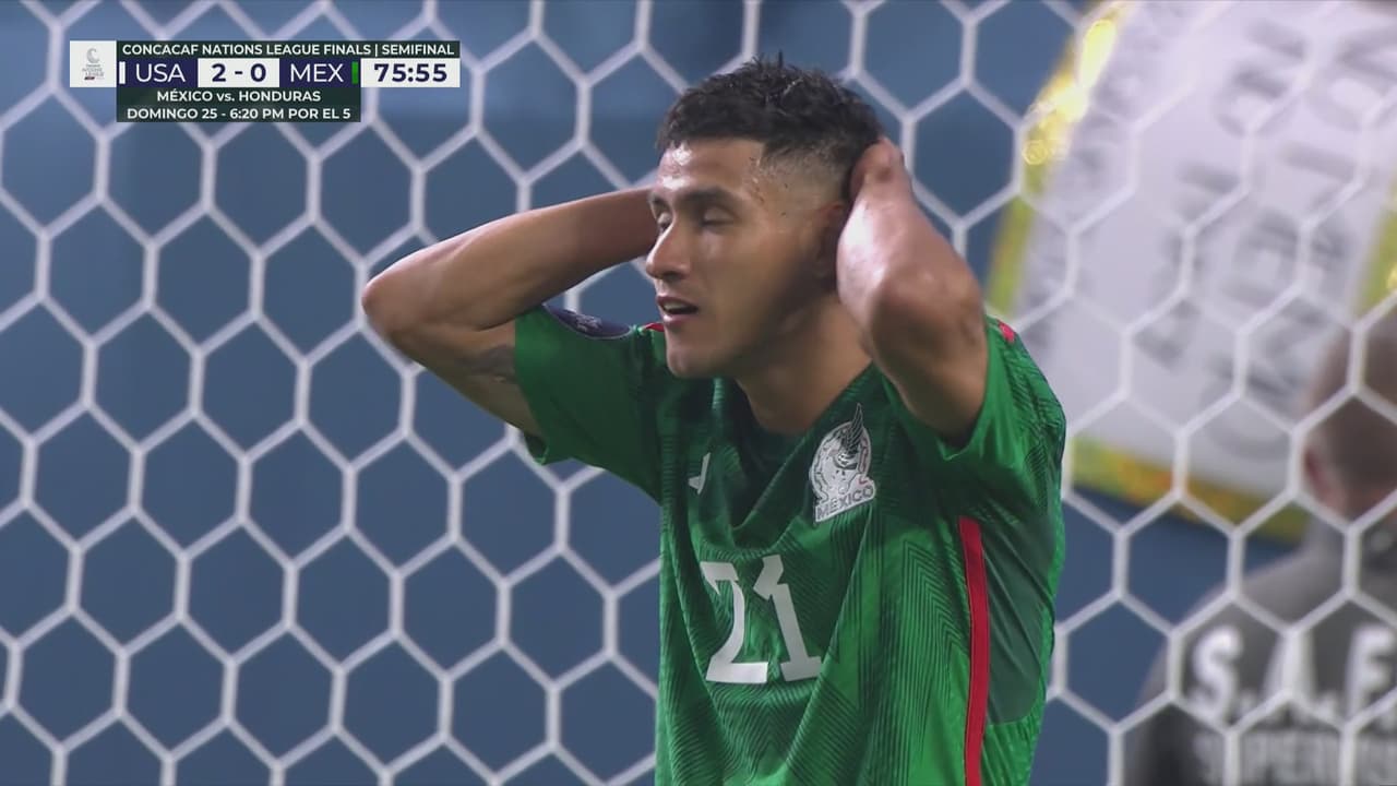 ¡No puede ser! Antuna falla de manera increíble en dos oportunidades