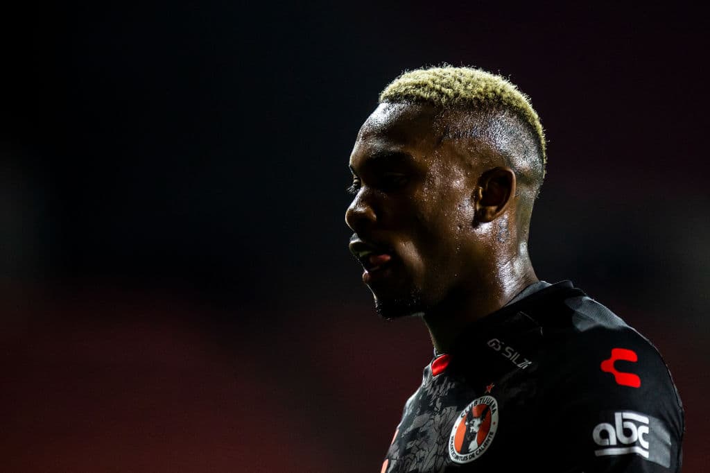 Se valió de una talentosa jugada de pared con López para marcar el primero del encuentro.