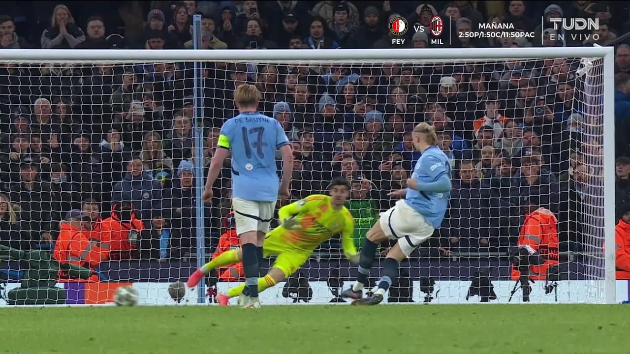 ¡Doblete de Haaland! El androide engaña y hace ver mal a Courtois