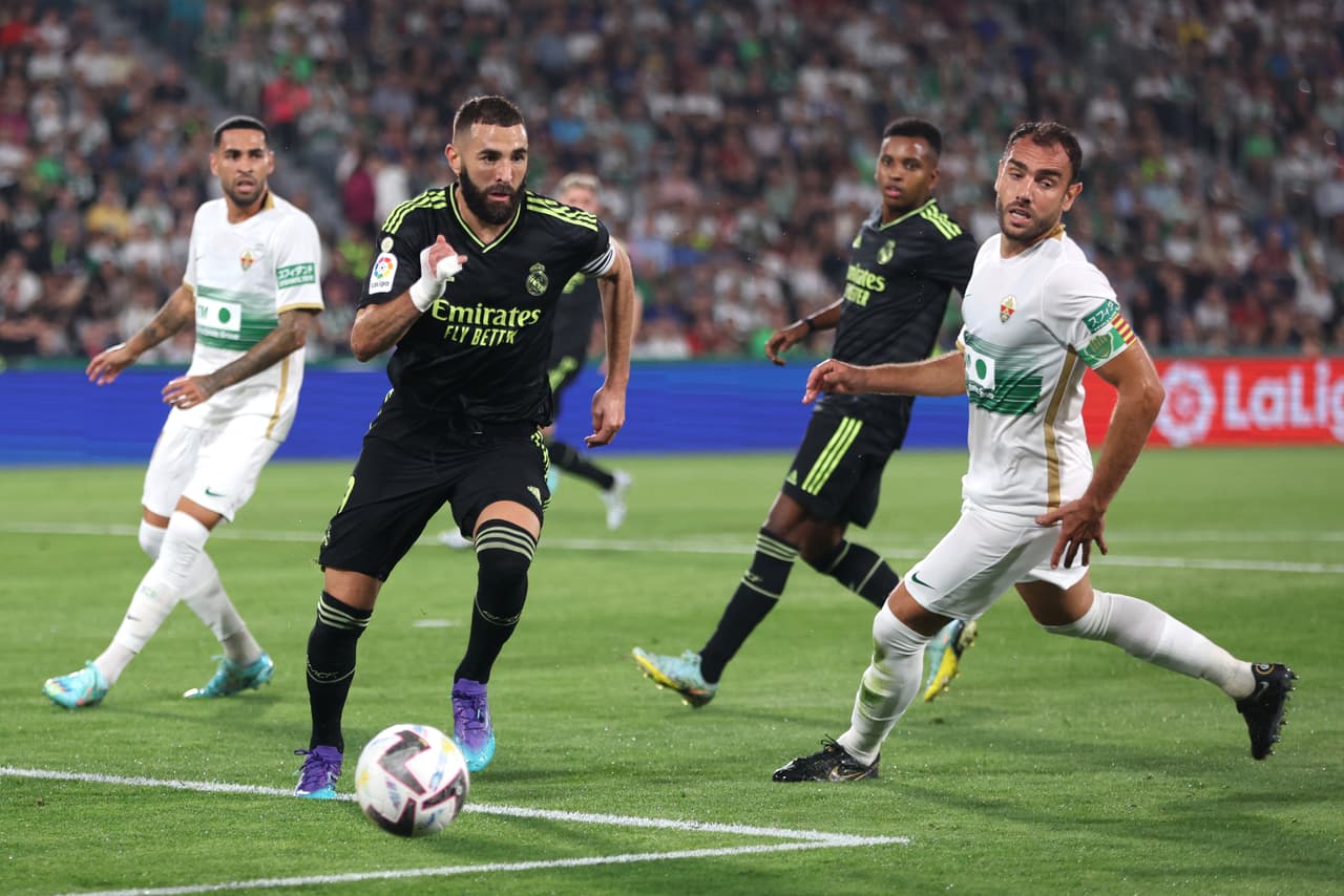 Benzema que ganó el Balón de Oro el pasado lunes anotó un gol en la victoria como visitante de 3-0; Fede Valverde y Marco Asensio hicieron otras anotaciones.