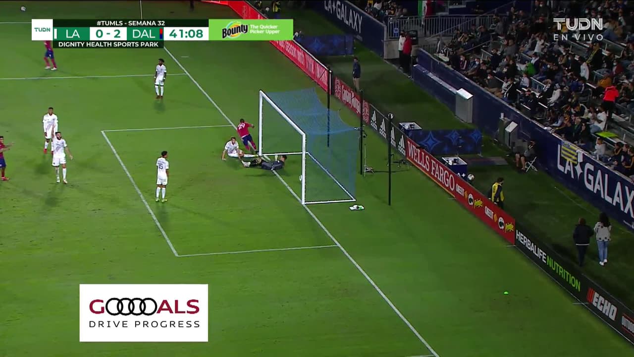 ¡TIRO ATAJADO! disparo por Jesús Ferreira.