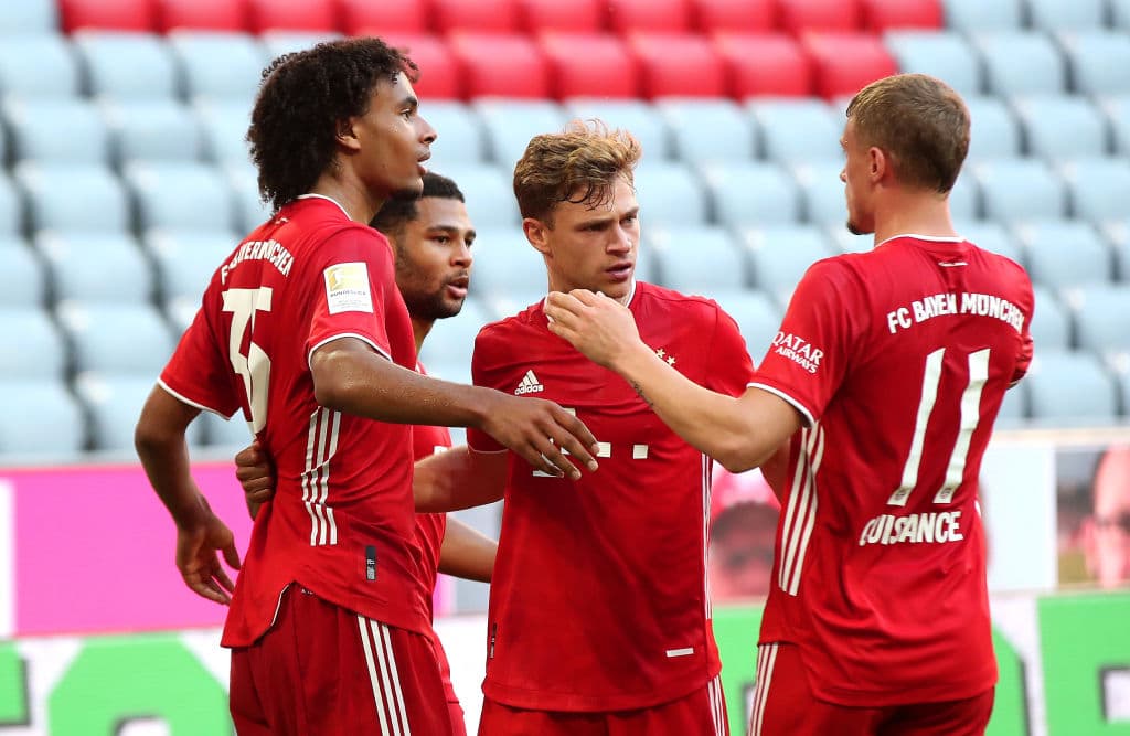 Joshua Zirkzee aprovechó una mala salida de Sommer para, ahora sí, romper el cero en el marcador y adelantar al Bayern Munich.