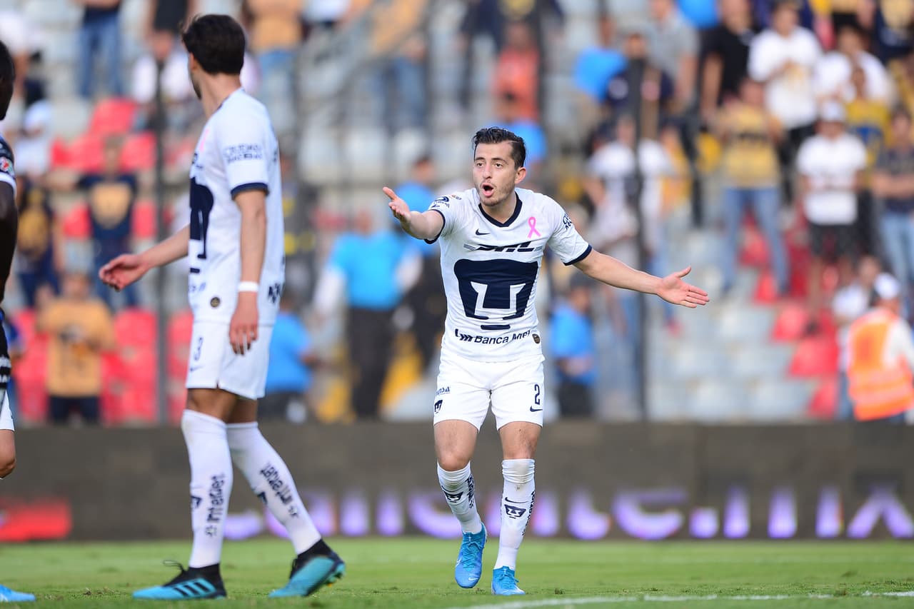 Con goles de Jordan Sierra (26), Aké Loba (29) y Enrique Triverio (82), Querétaro golea y se lleva los tres puntos en casa.