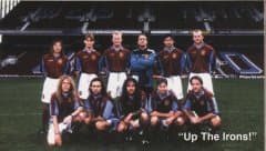El grupo de metal, Iron Maiden, nunca ha ocultado su amor por el West Ham United.