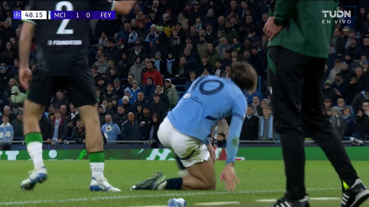 ¡TIRO ATAJADO! disparo por Matheus Nunes.