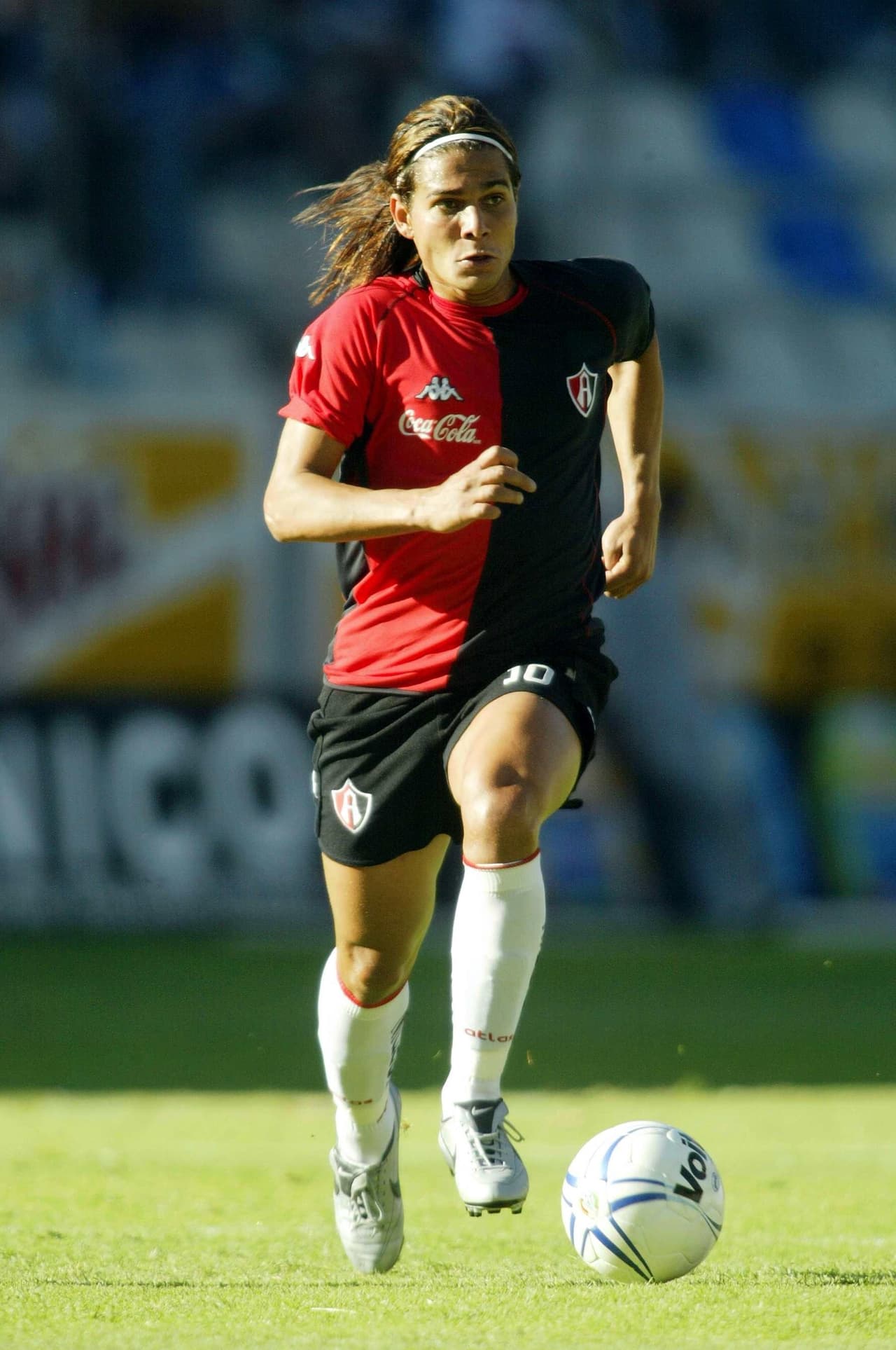 Surgido del Inter de Porto Alegre, el brasileño Danilo Vergne arribó a la Liga MX en 2006 con el Atlas, a quienes clasificó a la liguilla. Fichó por el Cruz Azul, pero brindó su talento a cuentagotas.