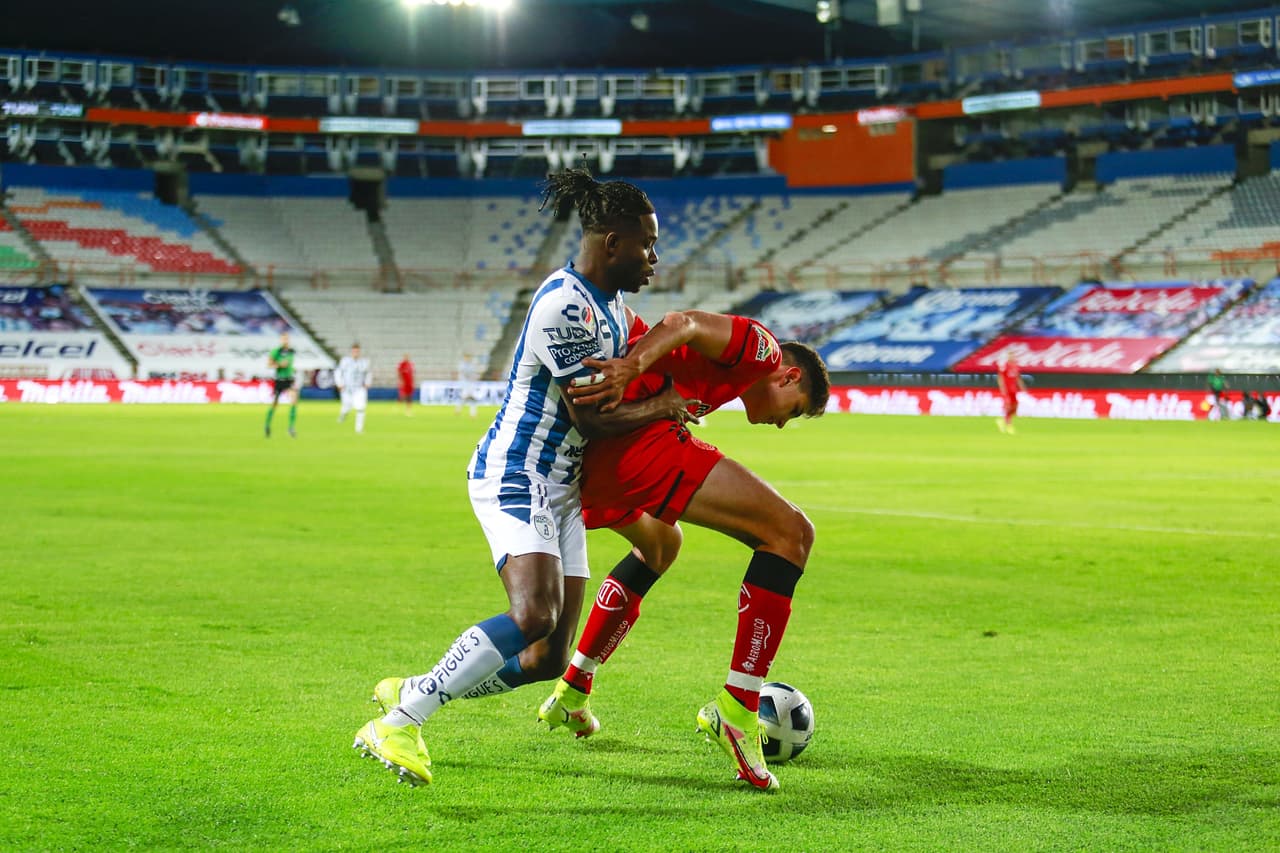 Pachuca se había ido al frente, pero los Diablos Rojos le dieron la vuelta en la agonía un gol de Diego Rigonato que puso a su equipo en el segundo lugar de la clasificación.