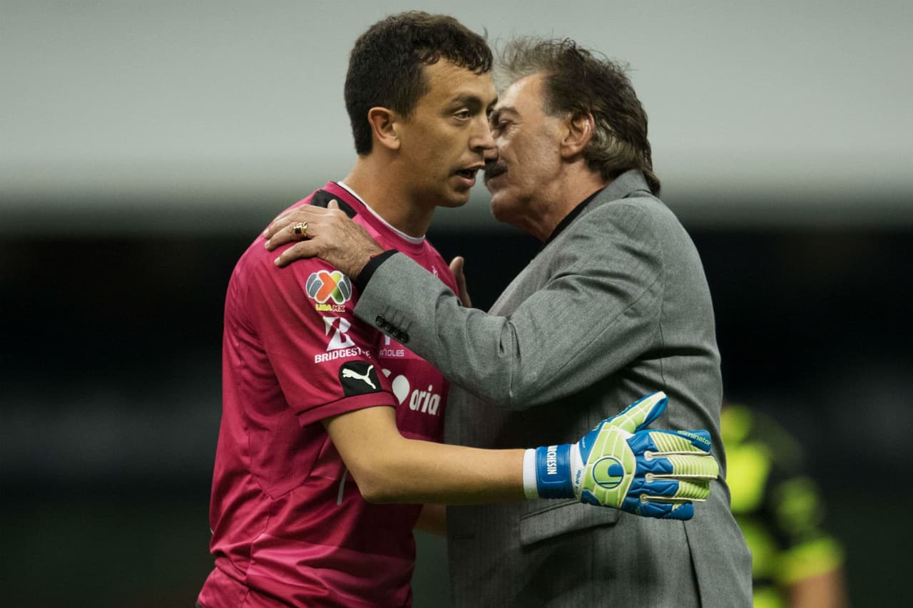 <b>Agustín Marchesín</b> deja Santos para unirse al subcampeón de la Liga MX. Ahora tendrá que llenar un hueco muy grande que dejó Moisés Muñoz.